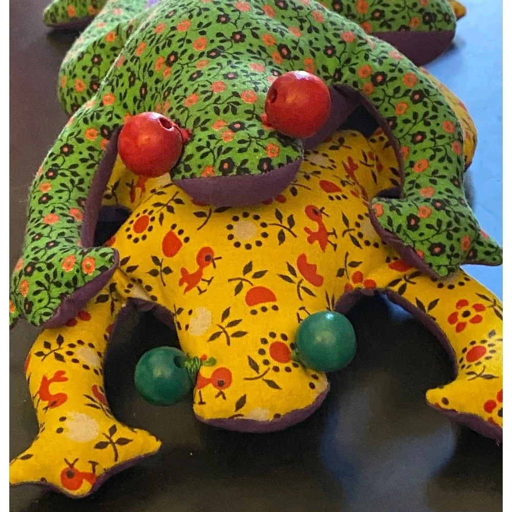 Vintage Frog Bean Bags Handcrafted by Uta Los Angeles Cottage Fabric 2pc MCM